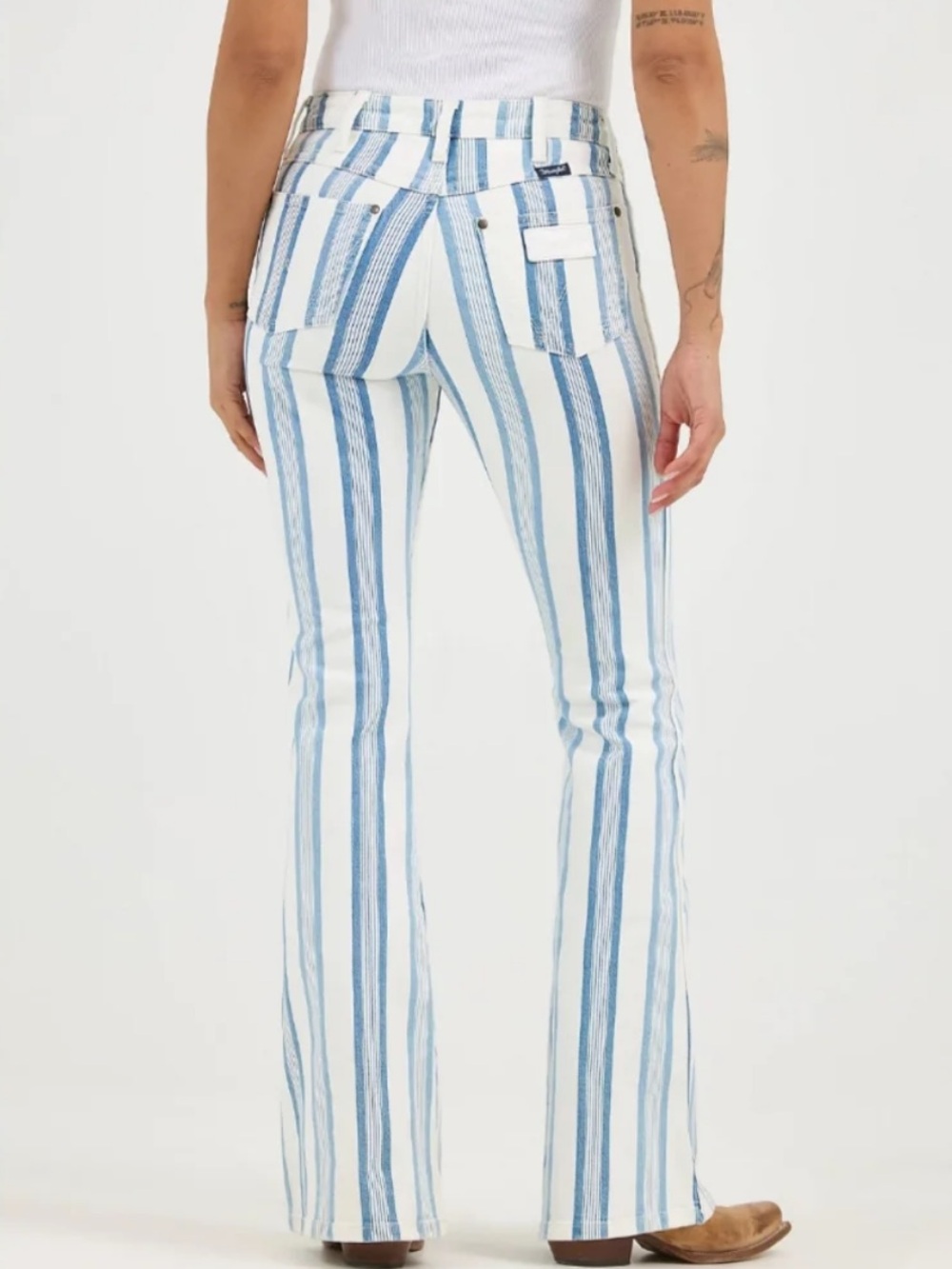 Wrangler Retro Bailey Striped Light Blue and White Flare Jeans Size 29 - Picture 11 of 11